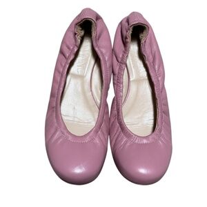 Vera Wang Collection shoes